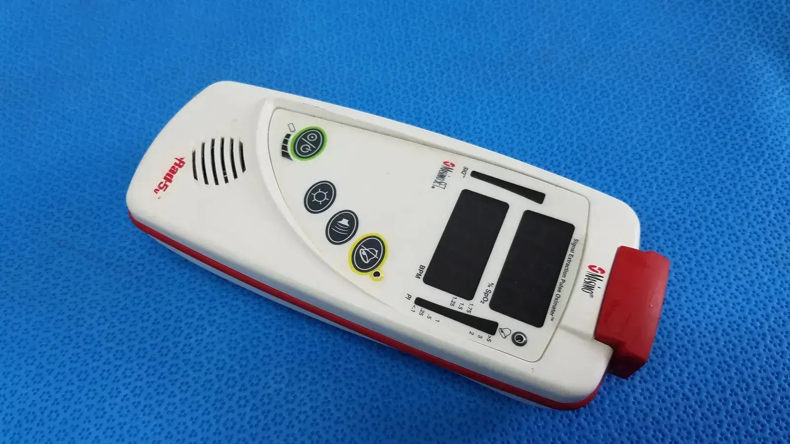 MASIMO Rad-5v Handheld Pulse Oximeter w/ Protective Boot & SpO2 Finger Sensor