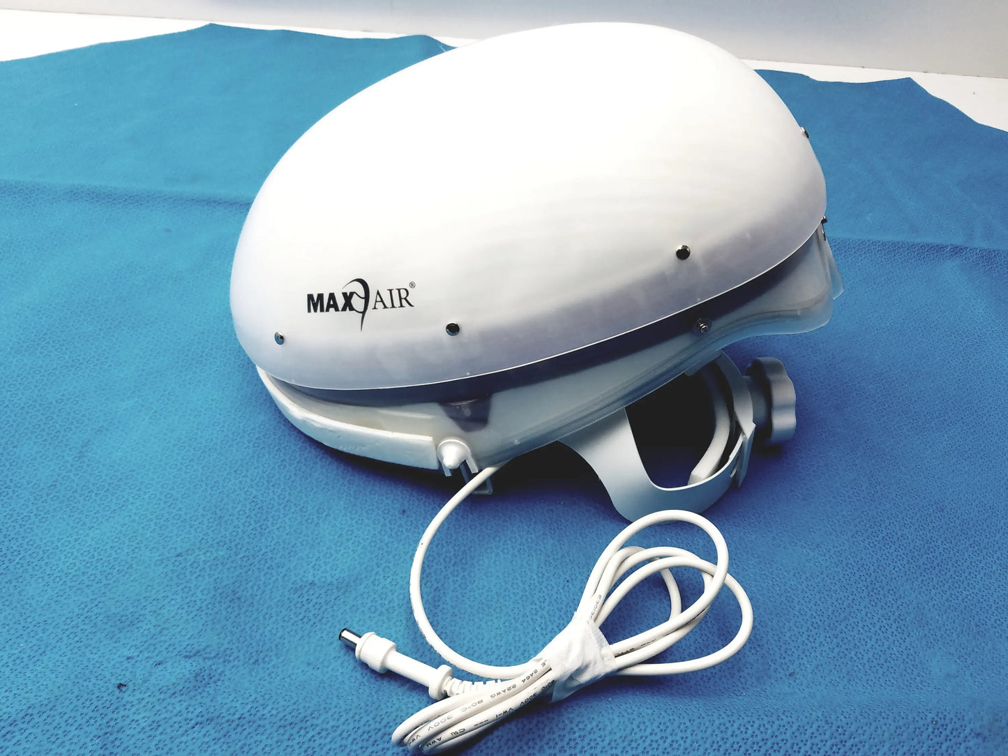 MaxAir 2070-03 CAPR Helmet