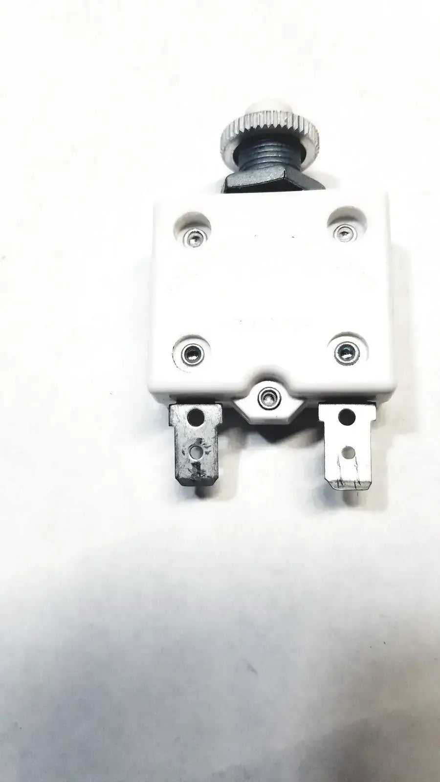 Mechanical Products 1600-112-180 Circuit Breaker 18A 250VAC-50VDC LR27156