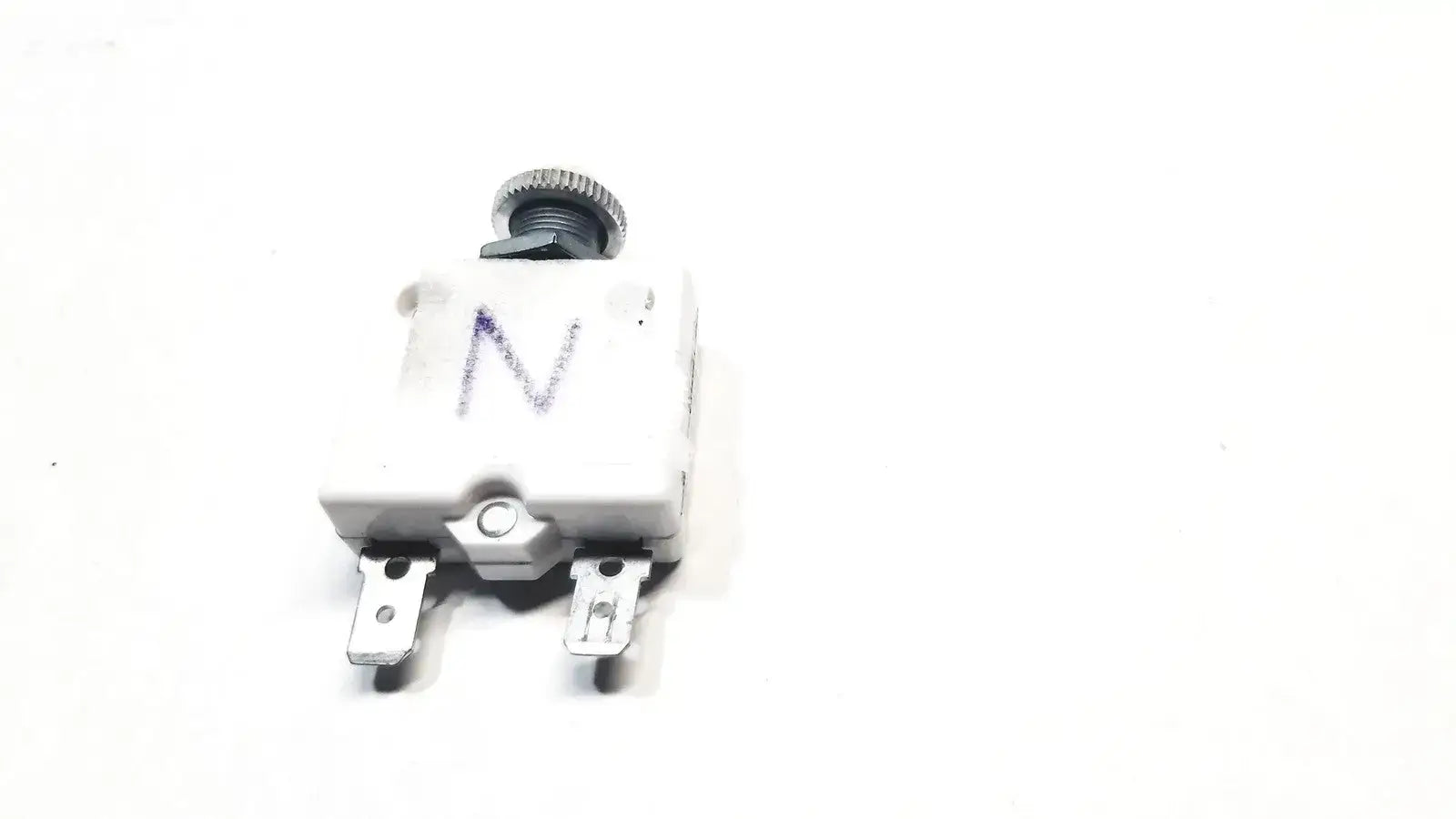 Mechanical Products 1600-112-180 Circuit Breaker 18A 250VAC-50VDC LR27156