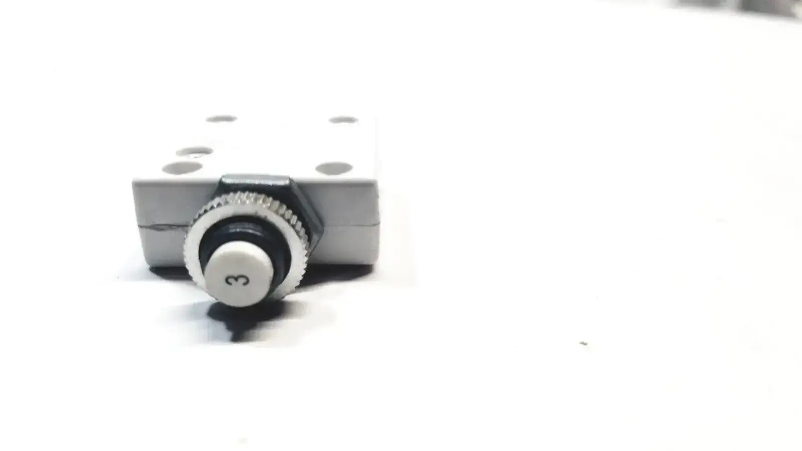 Mechanical Products Ignition Protected 1601-015-300 Breaker 3A 250VAC/50VDC - Circuit