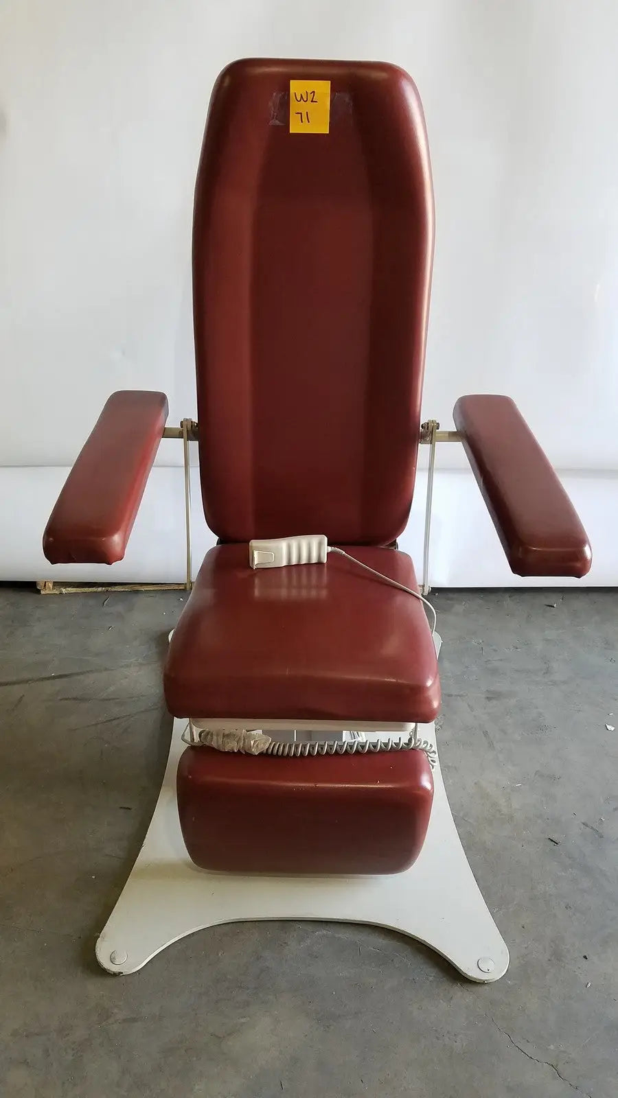 Medical Power Treatment Chair Model 8678 with Hand Control