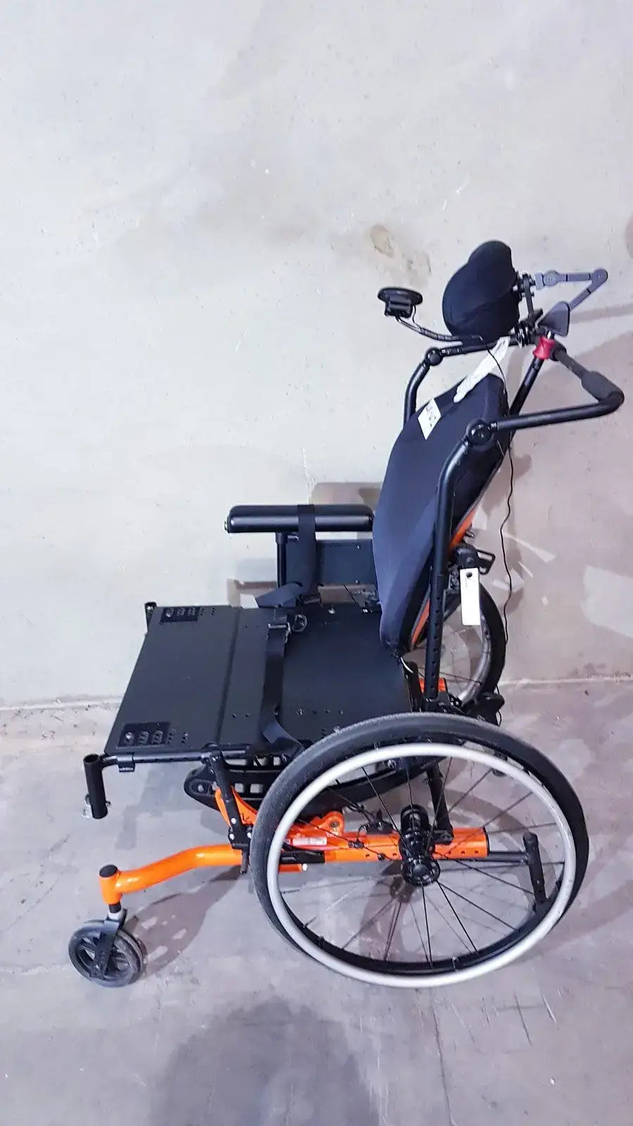Medical Wheelchair AXPB2218 Weight Capacity 300 Lbs. All shown in Pictures