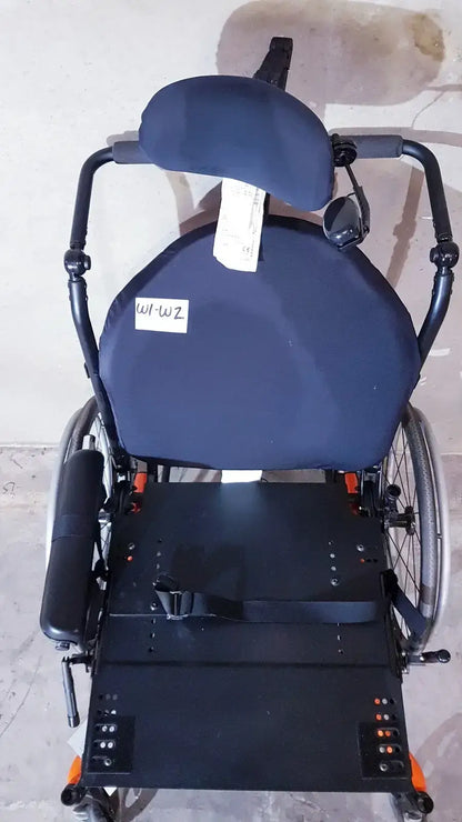 Medical Wheelchair AXPB2218 Weight Capacity 300 Lbs. All shown in Pictures