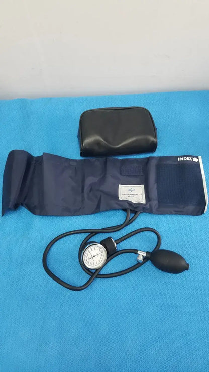Medline Aneroid Sphygmomanometer Manual Blood Pressure Cuff Monitor Kit w/ Case