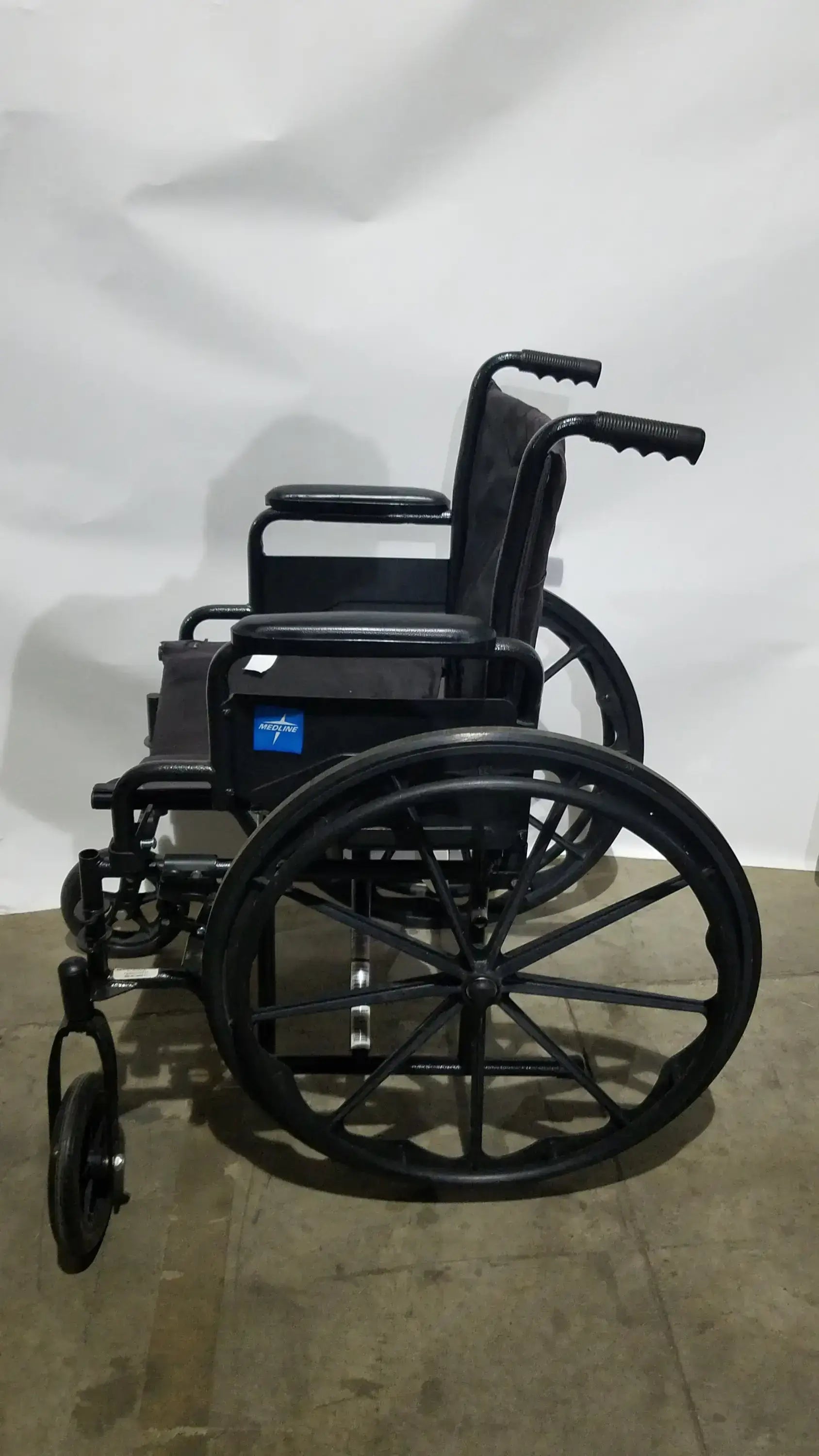 Medline Guardian Standard Manual Wheelchair with Padded Arms and Durable Folding Frame