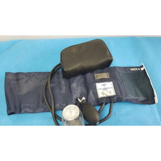 Medline Manual Adult Aneroid Sphygmomanometer Blood Pressure Cuff Arm Kit