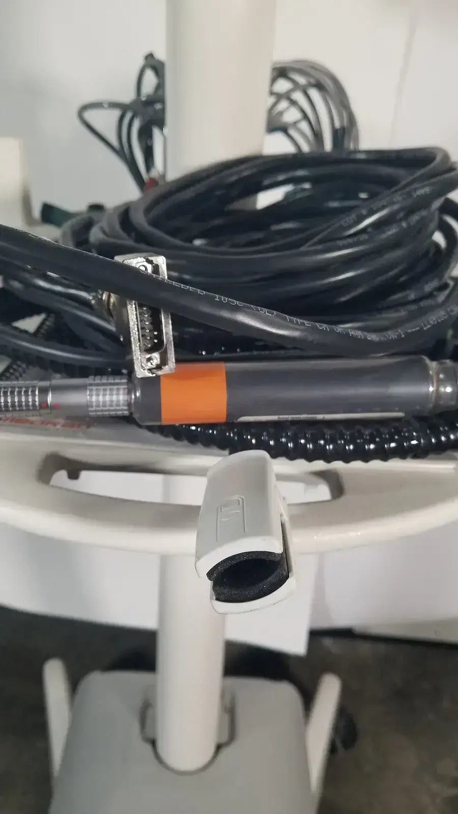 Medrad Veris MR Monitor System 8600