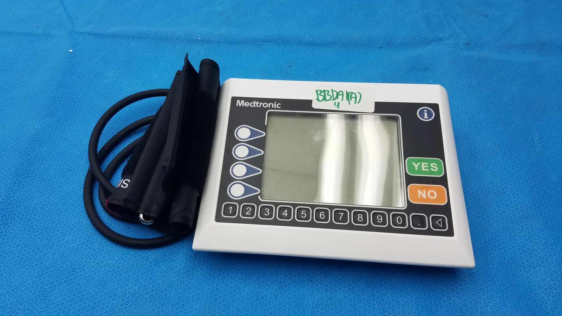 Medtronic 100011-031 Commander Flex Monitor System With Cuff