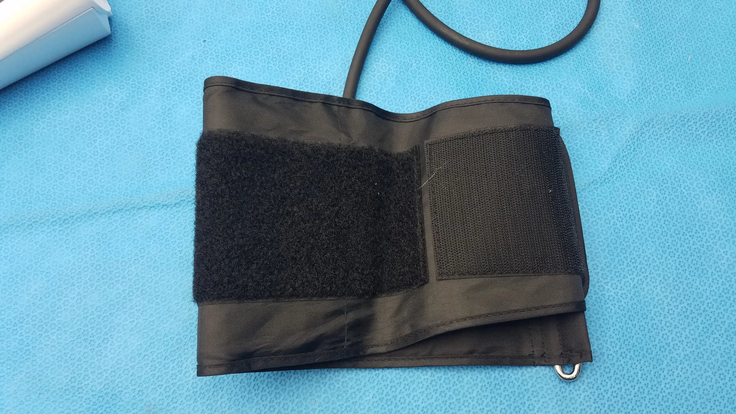 Medtronic 100011-031 Commander Flex Monitor System With Cuff