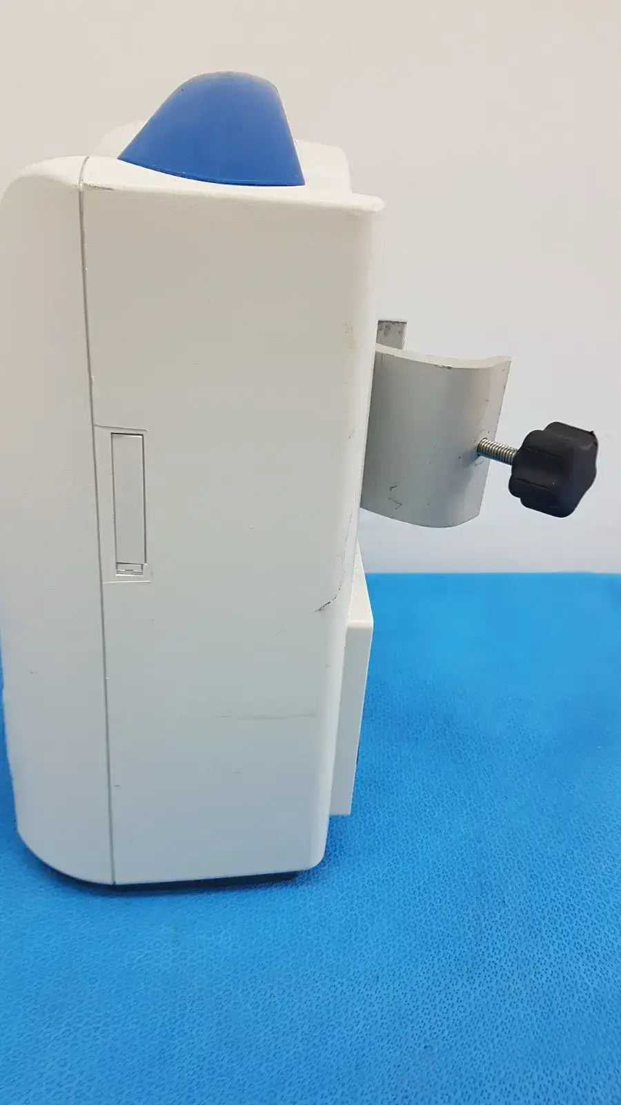 Medtronic IPC Console EC300RF with EF200 Foot Pedal – Surgical System
