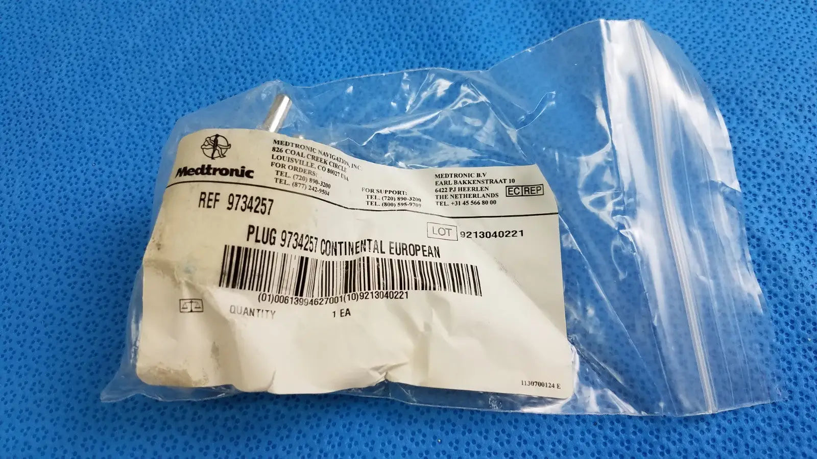 Medtronic Plug 9734257 Continental European Power Connector Adapter