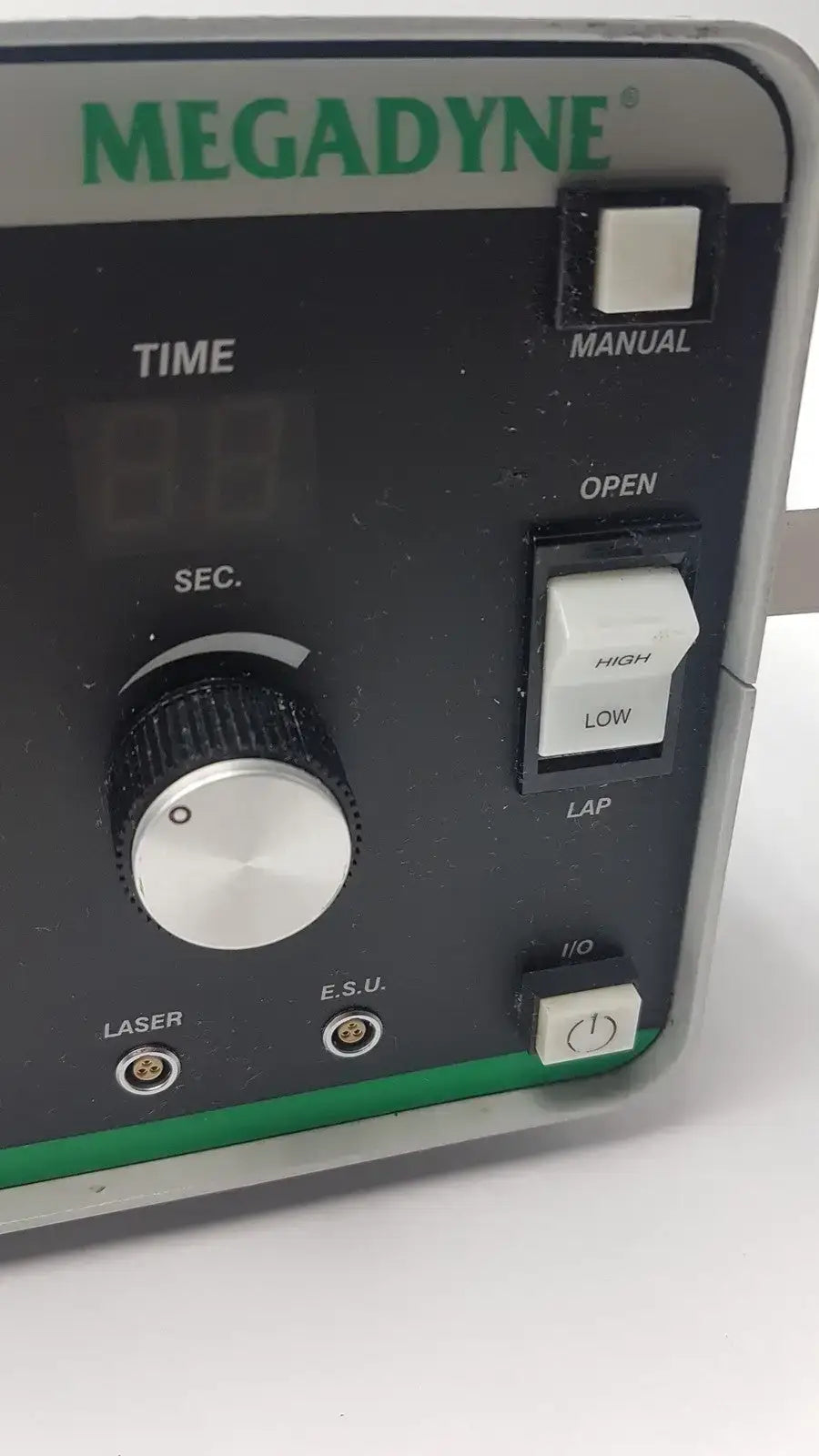 MegaDyne Mega VAC-PLUS Smoke Evacuator Ref 2200 - Surgical