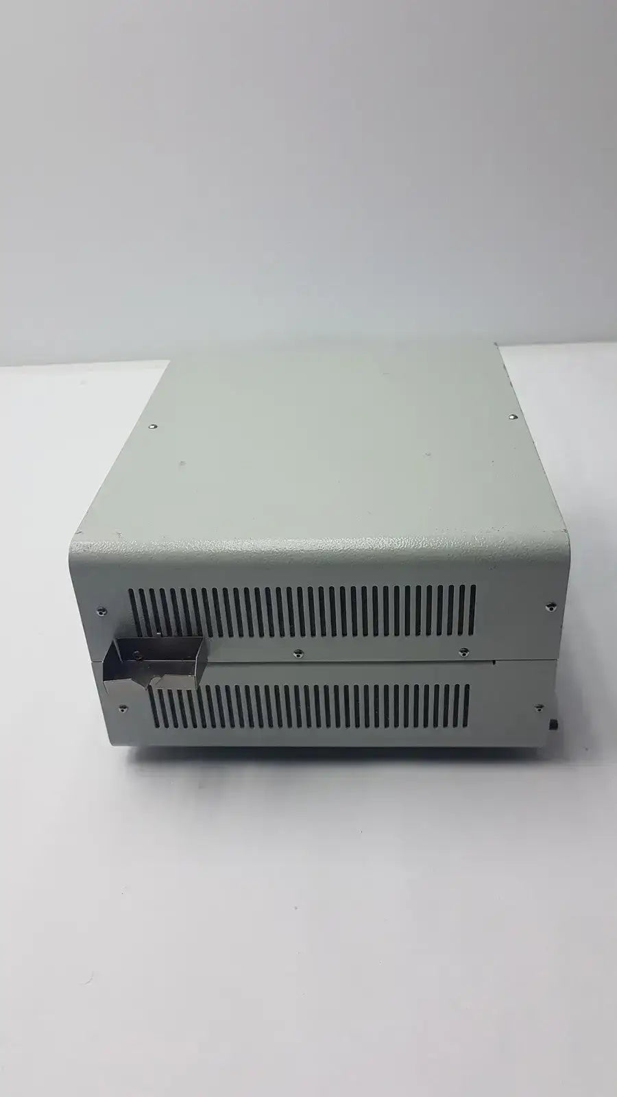 MegaDyne Mega VAC-PLUS Smoke Evacuator Ref 2200 - Surgical