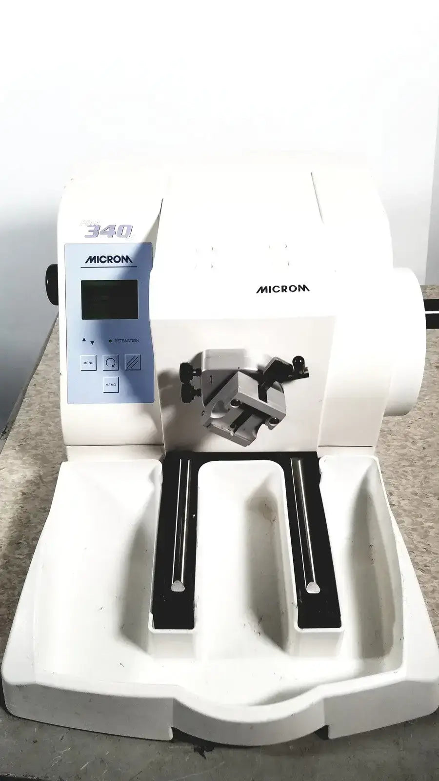 Microm HM 340E Electronic Rotary Microtome 41910 904000