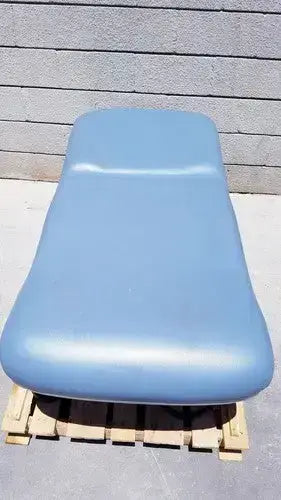 Midmark Ritter 222-016 Barrier Free Power Examination Chair With Foot Switch