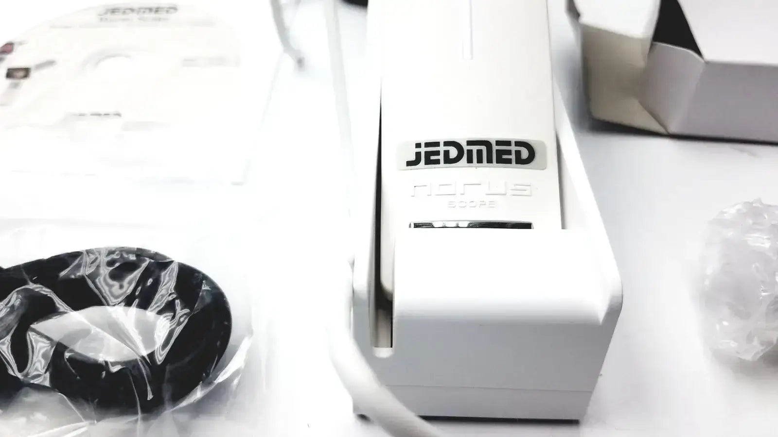 MiiS Jedmed Horus Scope Cam Hand-Held & Charger Item# 39-7420 - Medical Imaging Camera
