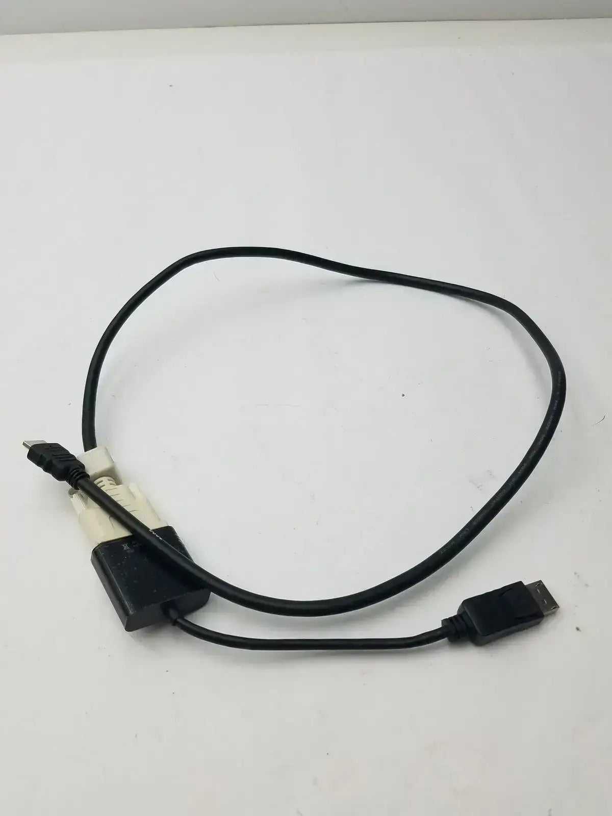 Molex Displayport to HDMI Cable With Connector - Video