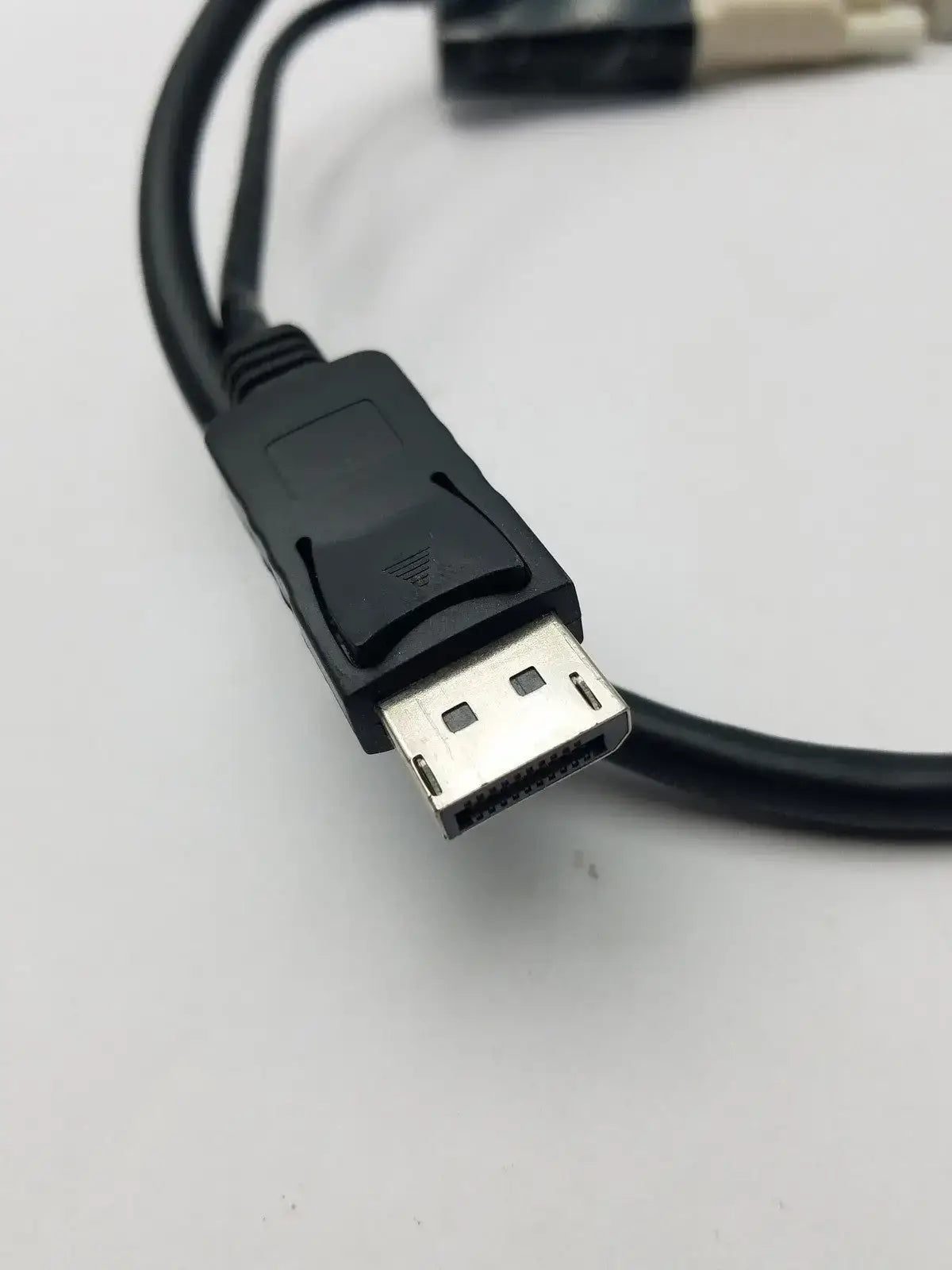 Molex Displayport to HDMI Cable With Connector - Video