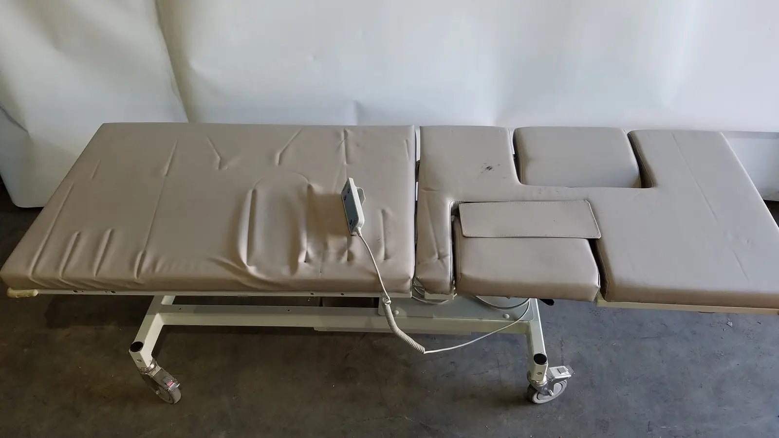 MPI Imaging Table Model 251 Echo Table With TH2 Handset