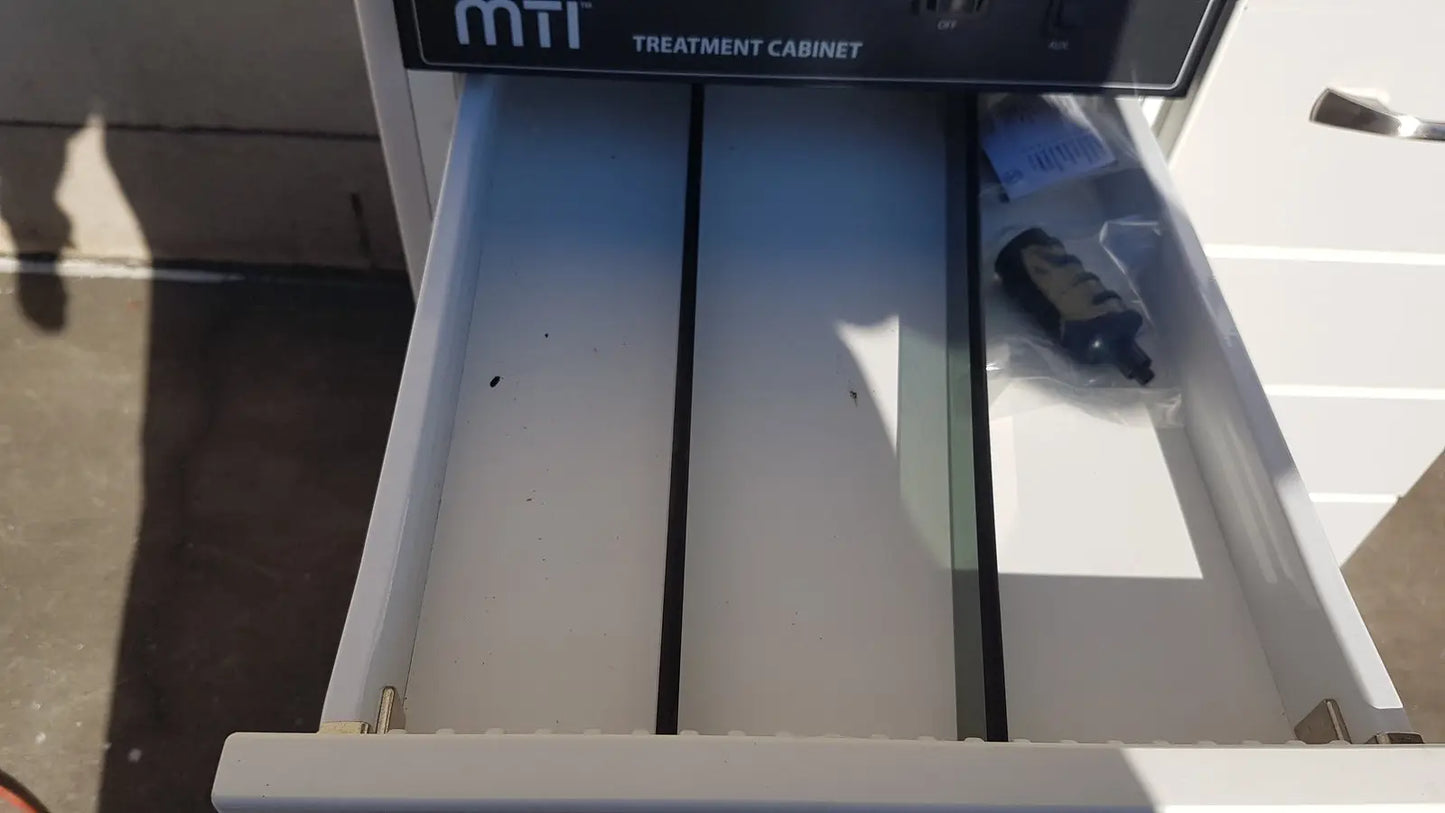 MTI Treatment Cabinet Product No TC100AT