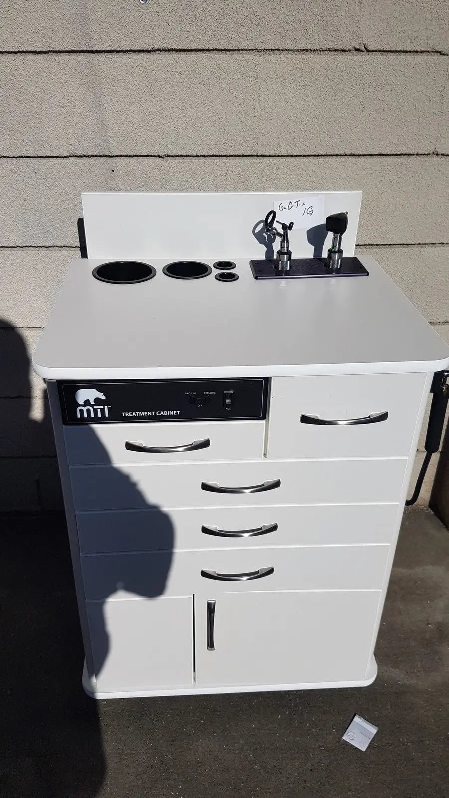 MTI Treatment Cabinet Product No TC100AT