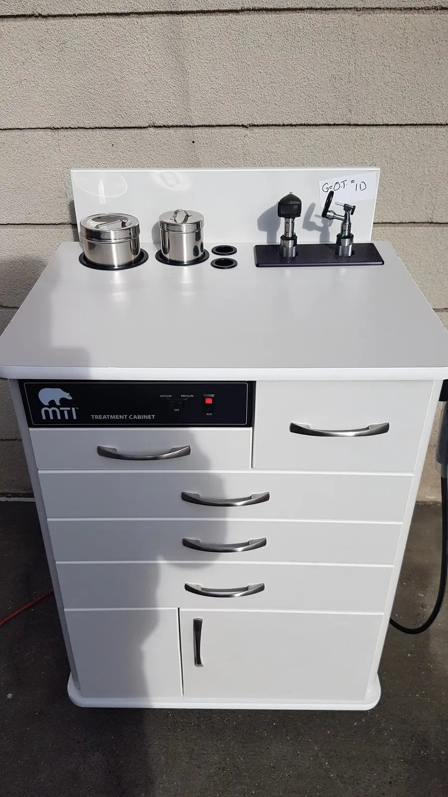 MTI Treatment Cabinet Product No: TC100AT With Extras