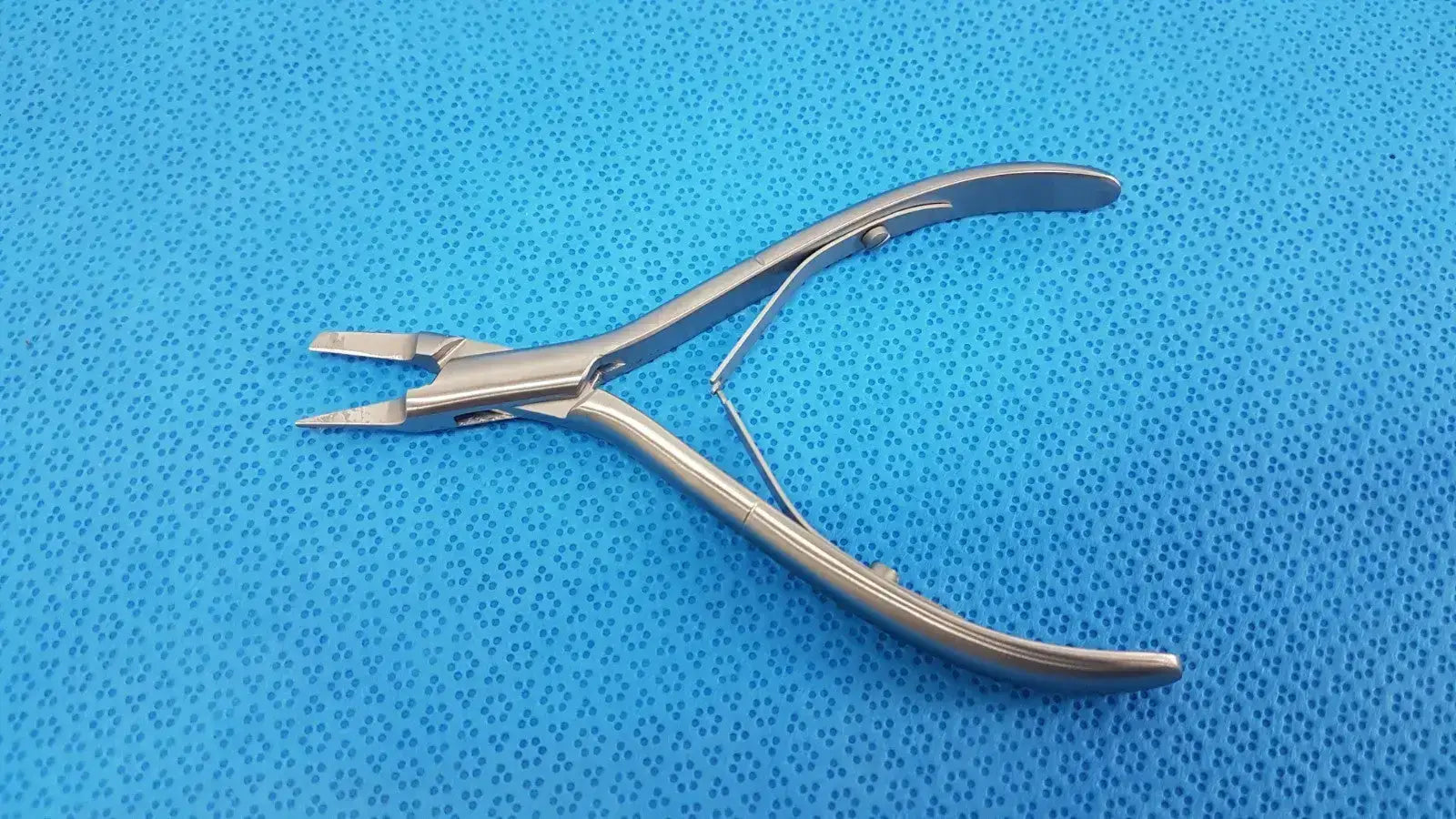 Nail Nipper Straight Edge 5’’ – Podiatry Surgical Stainless Steel Tool