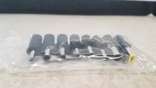 NCS Technologies NCS11290 Power Splitter Companion Laptop Multi Adapters 1042403 - Adapter Tips