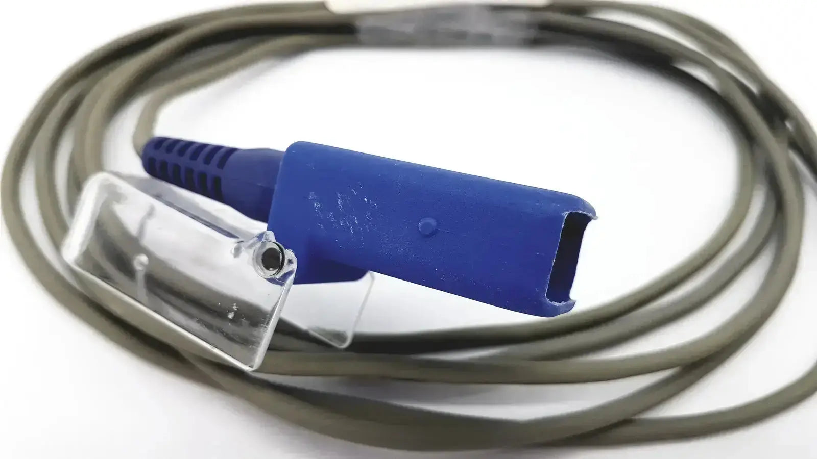 Blue plastic Nellcor DEC-8 adapter extension spo2 cable with clear clip and gray cable for pulse oximeter probe use