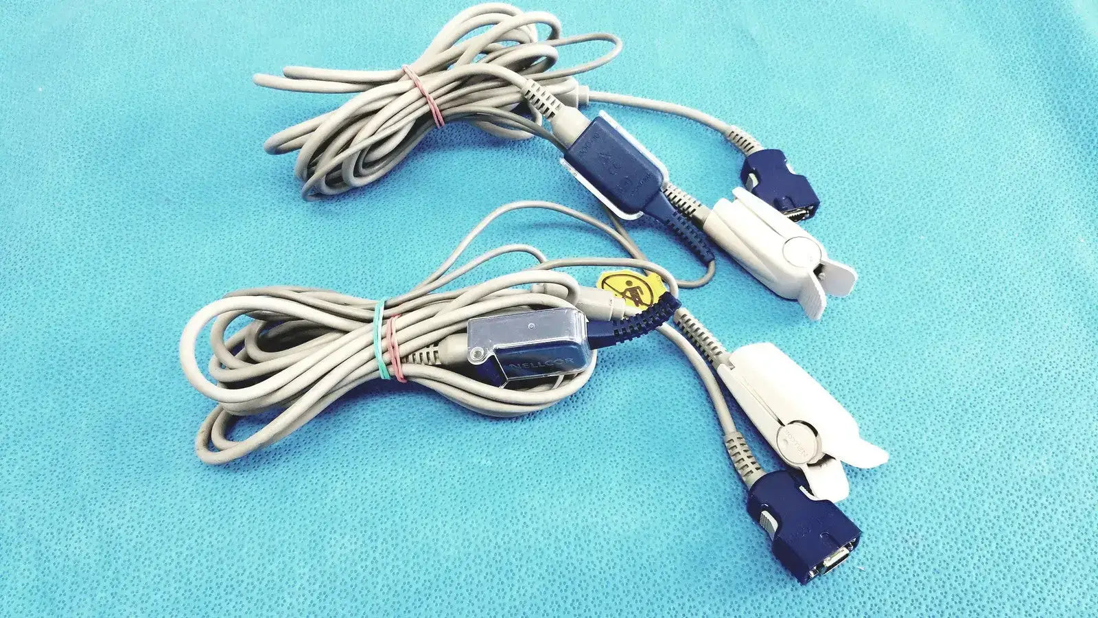 Nellcor Doc-10 Adult OxiMax Spo2 Sensor Clip - Lot of 2 - SpO2