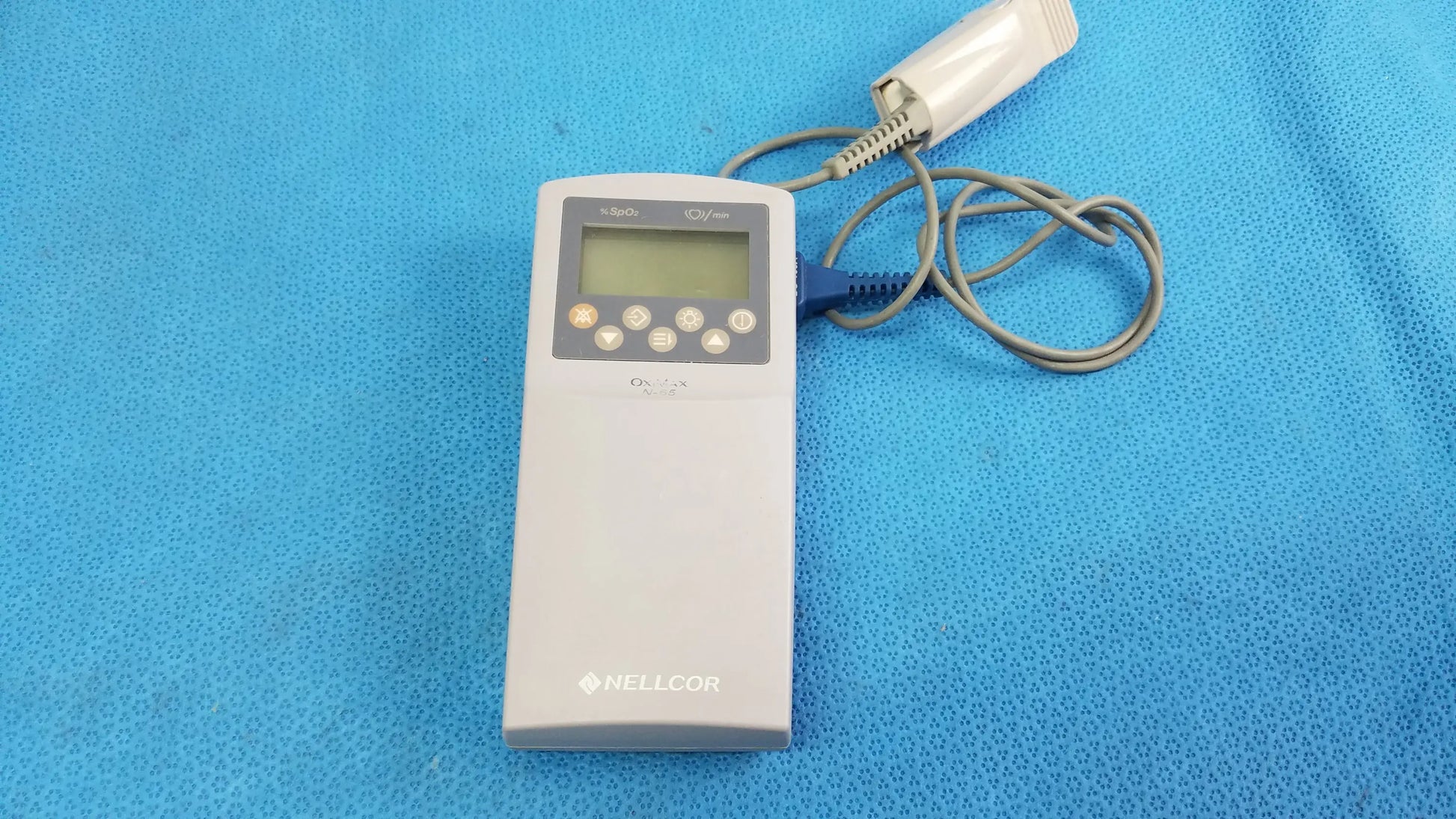 Nellcor Oximax N-65 Pulse Oximeter