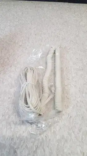New Inn-Phone D520A W/Volume And Flashing Ring Light Message Waiting - Telephone