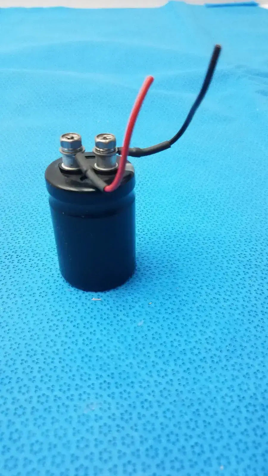 Nichicon 10000uF 35V Snap-In Aluminum Electrolytic Capacitor
