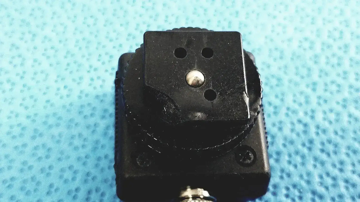 Nikon AS-15 Sync Terminal Hot Shoe Adapter w/ PC Multiple Connectors Cable