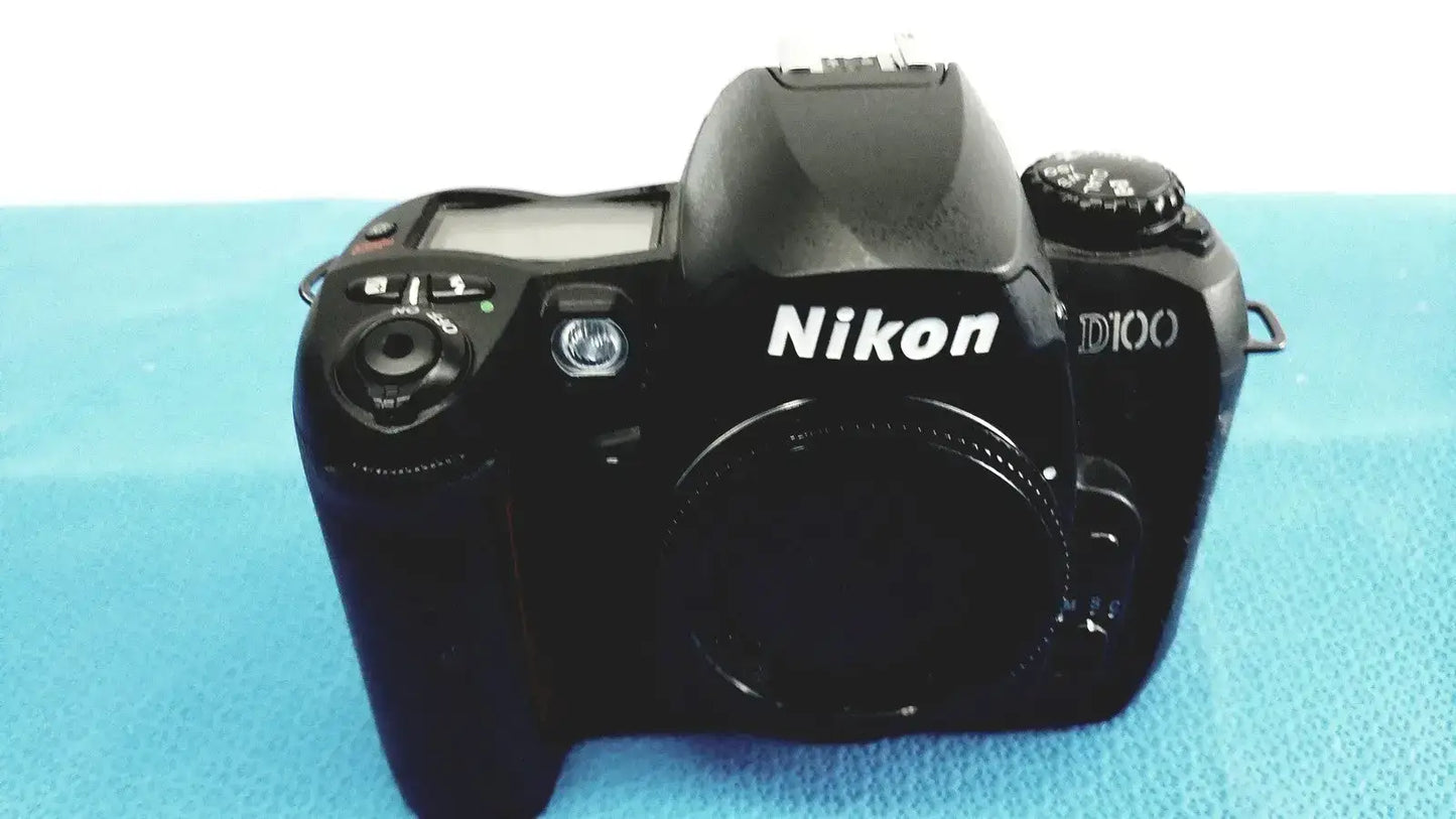 Nikon D100 Digital Camera - Black