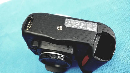 Nikon D100 Digital Camera - Black
