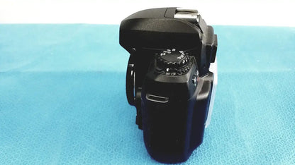 Nikon D100 Digital Camera - Black