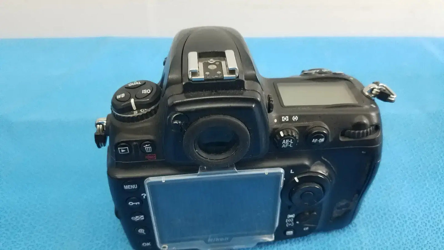 Nikon D700 Digital SLR Camera - Black