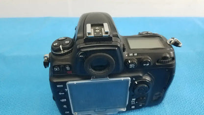 Nikon D700 Digital SLR Camera - Black