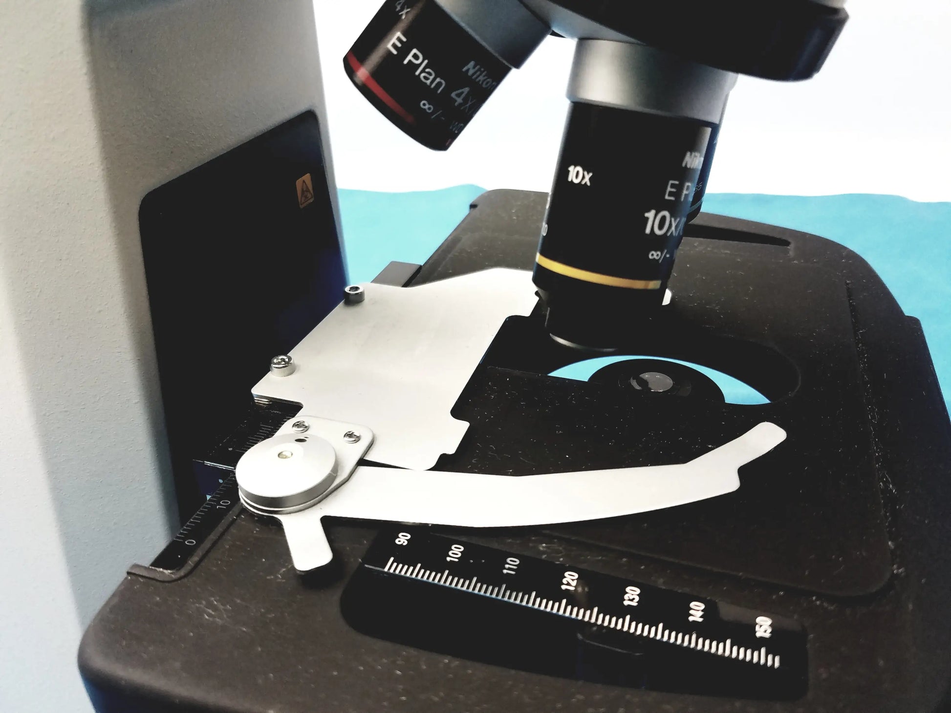 Nikon Eclipse E200 Binocular Microscope - Biological