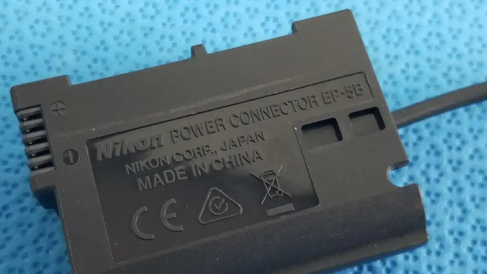 Nikon Power Connector EP-5B with 4-pin DC Cable