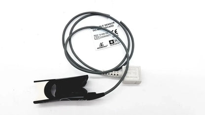 Novametrix Model 512 Digital Pulse Oximeter With Finger Sensor DB-9 Connector