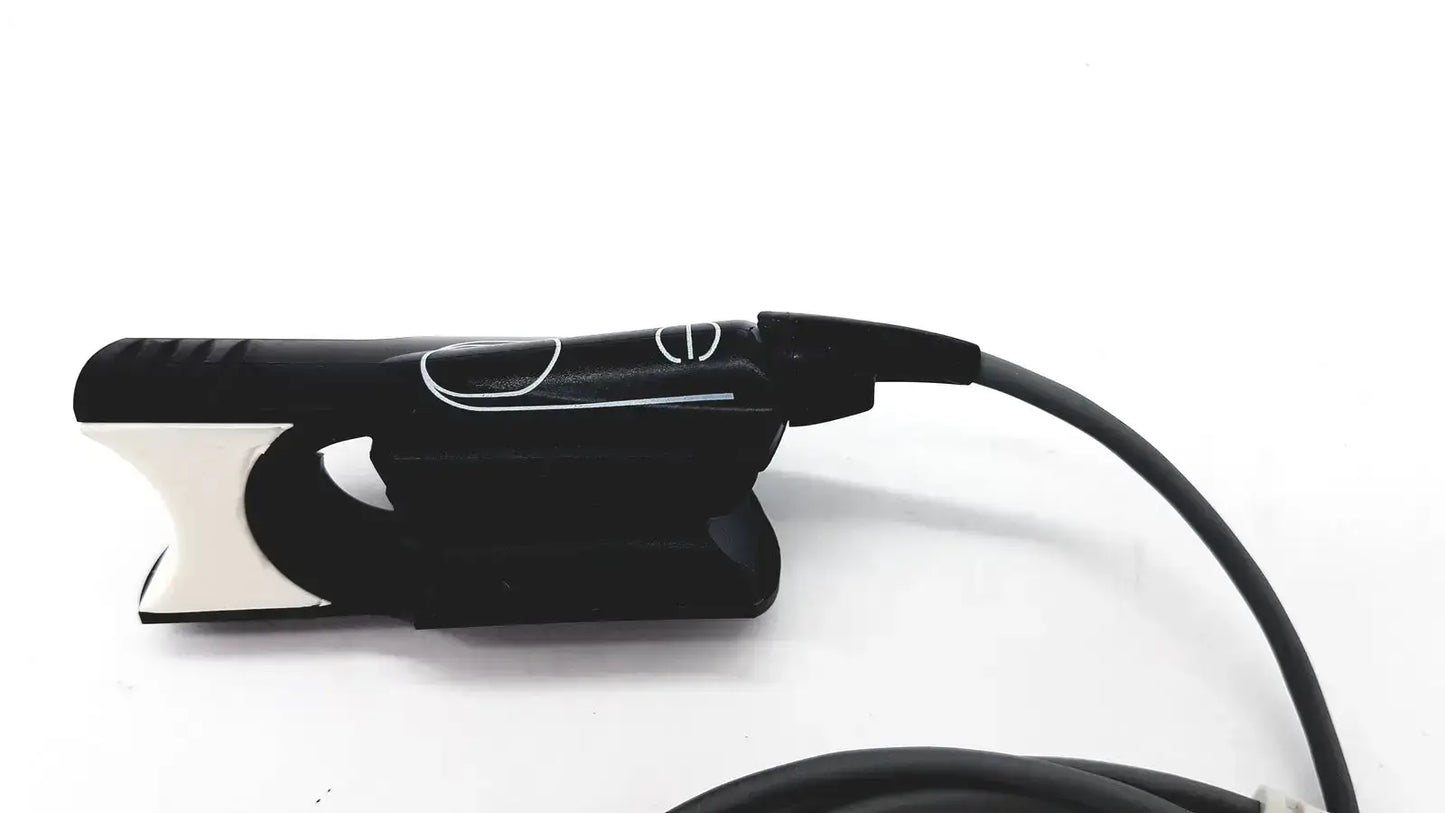 Novametrix Model 512 Digital Pulse Oximeter With Finger Sensor DB-9 Connector
