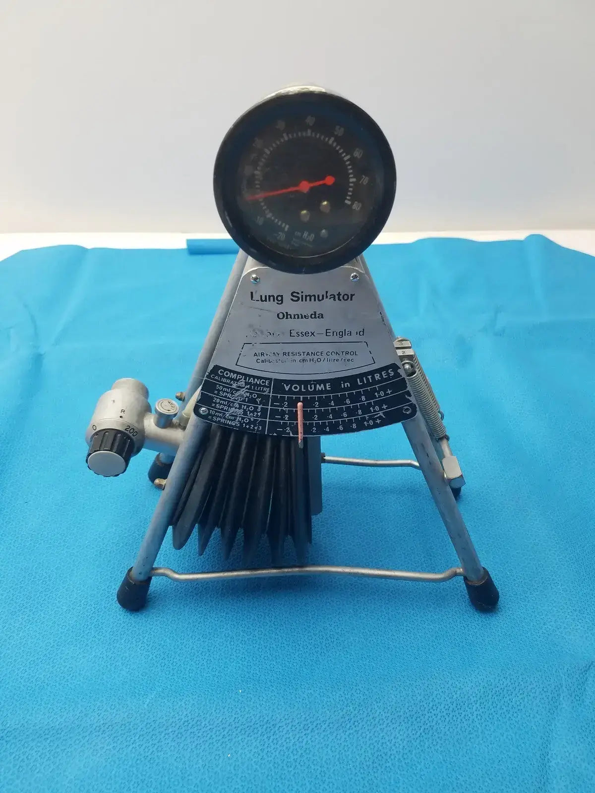 Ohmeda Lung Simulator Airway Resistance Control