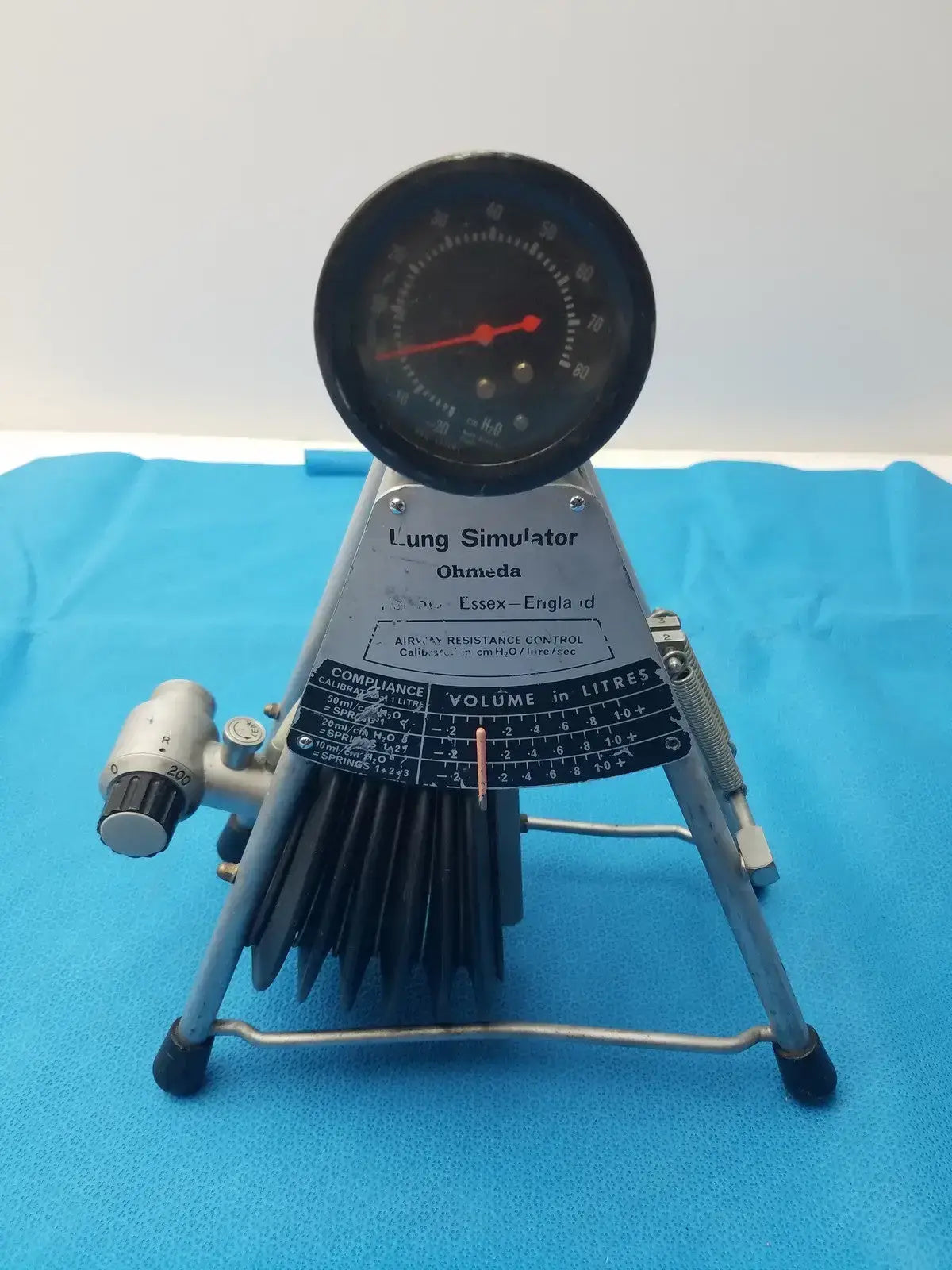 Ohmeda Lung Simulator Airway Resistance Control