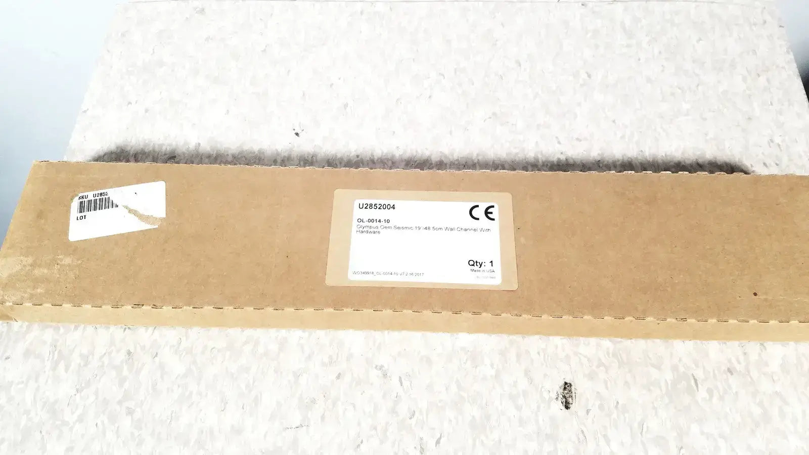 Olympus Oem Seismic 19’’/48 5cm Wall Channel With Hardware OL-0014-10