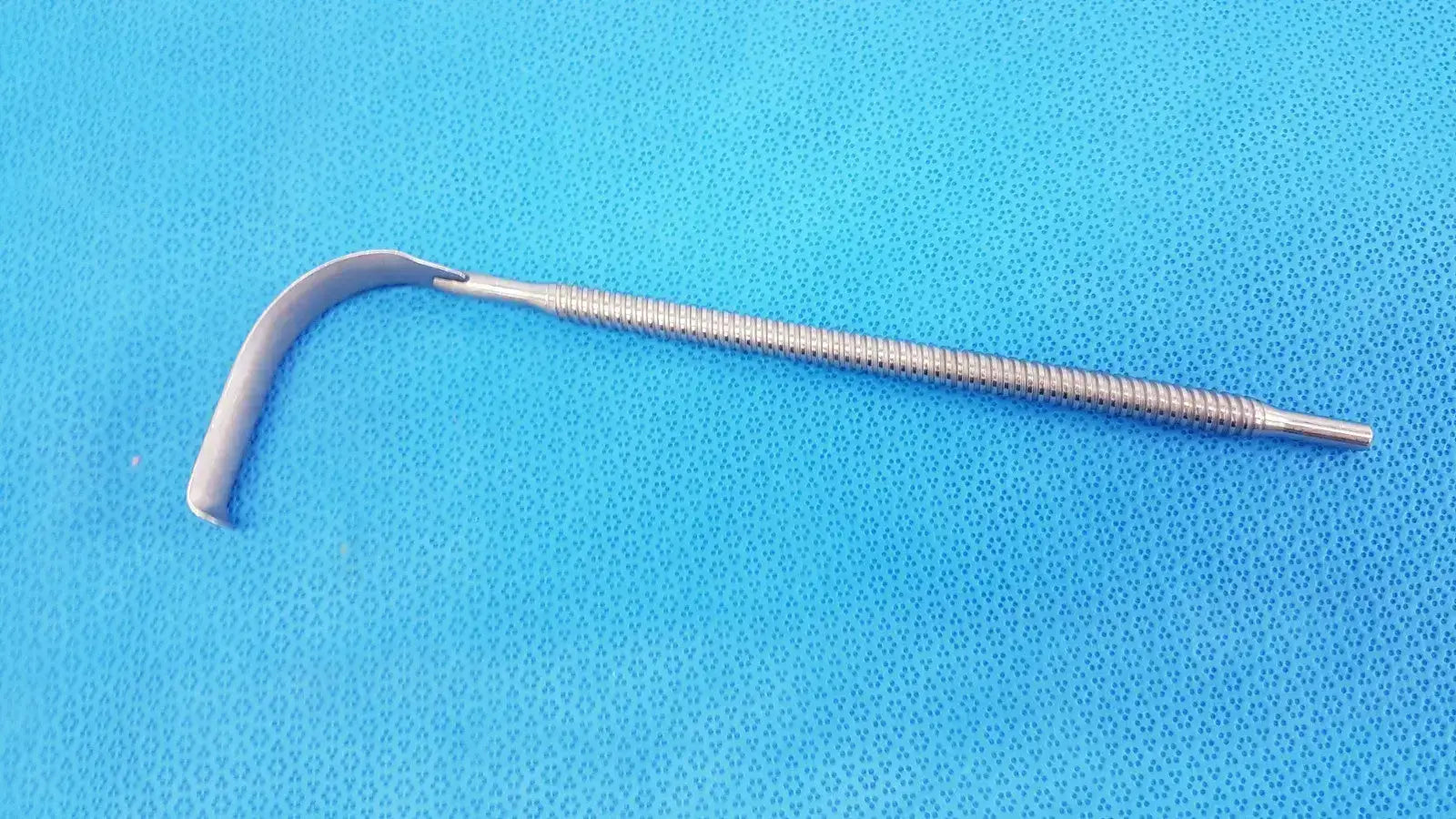 Omni-Tract 3167 Micro Adjusting Swivel Richardson Retractor 9.5’’ – Surgical Inst