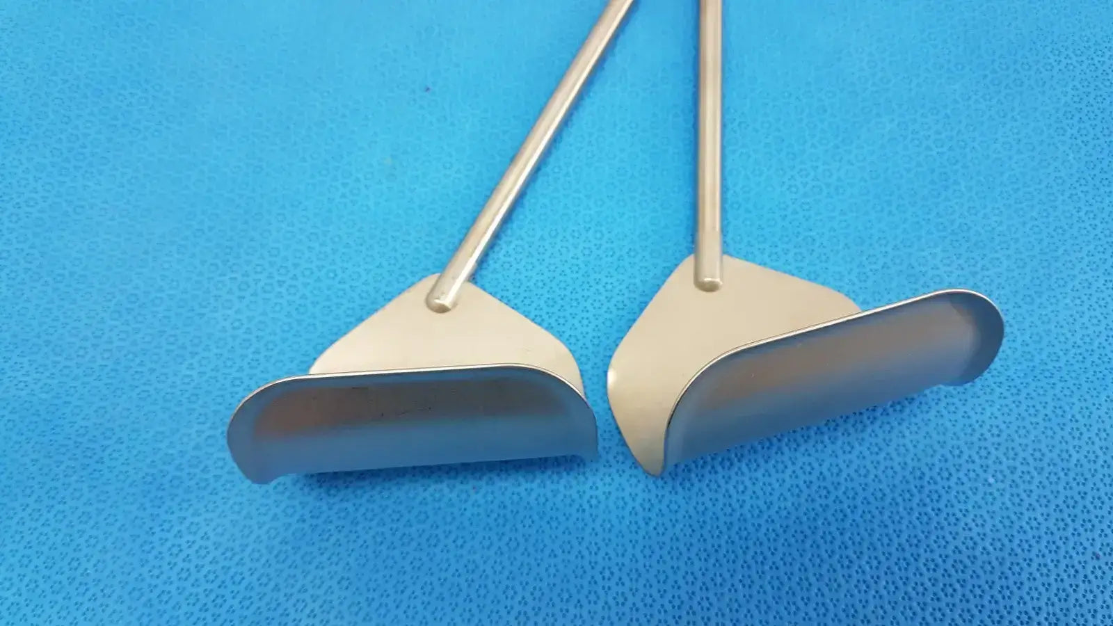 Omni-Tract 3536 Surgical Retractor Blades Lot of 2