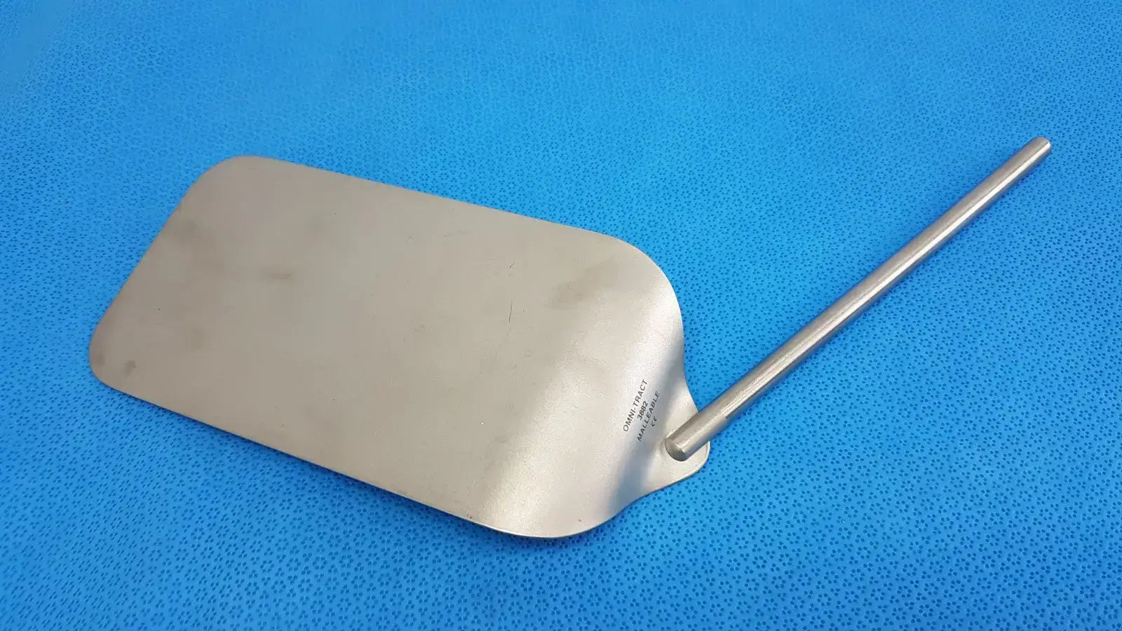 Omni-Tract 3882 Malleable Retractor Blade – Surgical Instrument